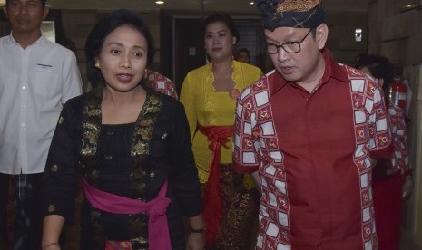 Menteri Pemberdayaan Perempuan dan Perlindungan Anak (PPPA) I Gusti Ayu Bintang Darmawati (kiri) 