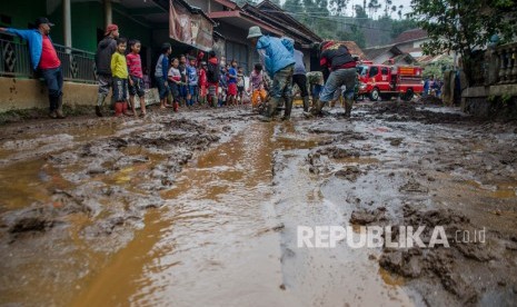 Masyarakat Kabupaten Lebak bagian selatan diminta mewaspadai banjir bandang dan longsoran (Ilustrasi)