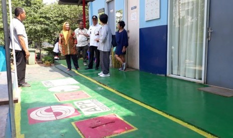 Program sanitasi untuk masyarakat kota (Simaskota) ini membebaskan Jakarta dari praktik Buang Air Besar Sembarangan (STOP BABS).  STOP BABS merupakan program Pemerintah Provinsi DKI Jakarta.