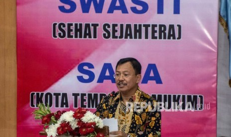 Menteri Kesehatan Terawan Agus Putranto meminta warga Indonesia waspada pneumonia apabila bepergian ke China. Ilustrasi.