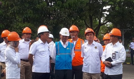 Menteri Energi dan Sumber Daya Mineral (ESDM) Arifin Tasrif belum akan menaikkan tarif listrik 900 VA. (foto ilustrasi).