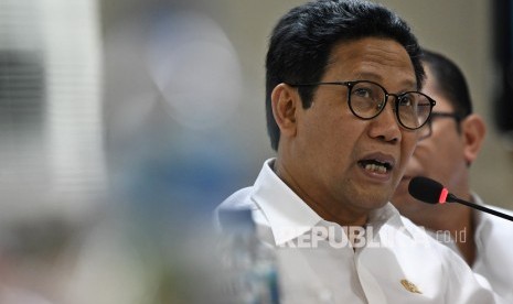 Menteri Desa dan Pembangunan Daerah Tertinggal dan Transmigrasi (PDTT) Abdul Halim Iskandar. Kemendes akan berkoordinasi dengan Kemendikbud terkait program Kampus Merdeka