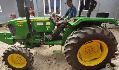 Polisi tangkap komplotan pencuri mesin diesel traktor yang meresahkan petani Madiun. Ilustrasi.