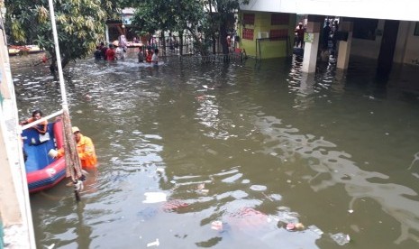 Banjir di kawasan Teluk Gong, Penjaringan, Jakarta Utara 