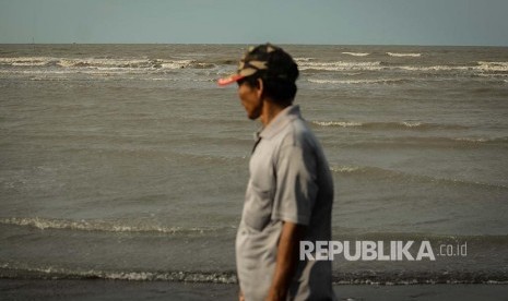 Pantai Bahagia, Muara Gembong.