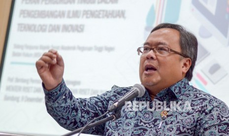 Menristek Bambang Brodjonegoro. Bambang mengatakan, Indonesia akan menghentikan pembelian vaksin dari luar negeri jika Vaksin Merah Putih sudah siap.