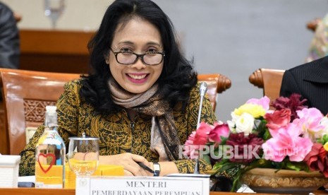 Sukabumi Raih Anugerah Parahita Ekapraya Kategori Utama. Menteri Pemberdayaan Perempuan dan Perlindungan Anak I Gusti Ayu Bintang Darmawati