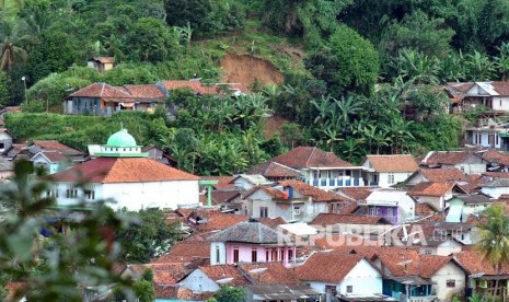 Pemkab Bogor mendorong kepala desa se-Kabupaten Bogor berinovasi. Foto suasana perkampungan di Bogor, (ilustrasi).