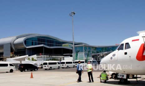 Suasana di Bandara Komodo Labuan Bajo, Manggarai Barat, NTT Ahad (19/1/2020). Kementerian Perhubungan (Kemenhub) memastikan tidak menutup akses penerbangan reguler dari dan ke Labuan Bajo, Nusa Tenggara Timur (NTT), selama pelaksanaan KTT Ke-42 ASEAN pada 9-11 Mei 2023.