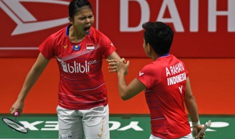 Ganda putri Indonesia, Greysia Polii/Apriyani Rahayu, melenggang ke semifinal Thailand Open 2021. (ilustrasi) 