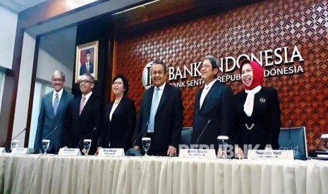 Bank Indonesia (BI) kembali menahan suku bunga acuan 7Days Reverse Repo Rate (7DRRR) di level lima persen pada Rapat Dewan Gubernur (RDG) pada 22-23 Januari 2020.