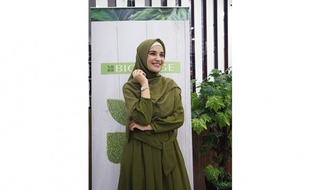 Shireen Sungkar, aktris yang juga brand ambassador Biolage, memilih creambath sebagai perawatan yang pertama dijalaninya sejak salon mulai buka.