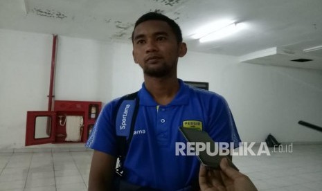 Pemain Persib Bandung, Beni Oktovianto di Gelora Bandung Lautan Api, Bandung, Kamis (6/2).