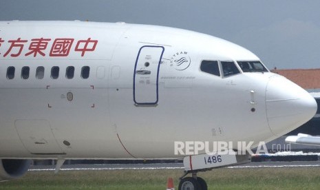 Pesawat milik maskapai penerbangan China Eastern. Departemen Transportasi AS berencana merevisi larangan terbang maskapai China. Ilustrasi.