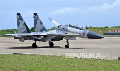 Pesawat tempur Sukhoi SU-30 (ilusyrasi). 