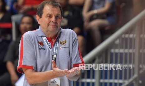 Pelatih Basket Tim Nasional Indonesia Rajko Toroman