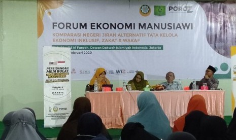 Dewan Dakwah Islamiyah Indonesia (DDII) bersama Perkumpulan Organisasi Pengelola Zakat (POROZ) dan Wadah Pencerdasan Umat Malaysia (WADAH) menyelenggarakan Forum Ekonomi Manusiawi di Gedung Menara Dakwah, Jakarta Pusat, Kamis 