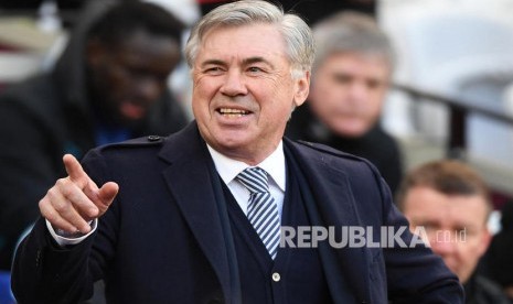 Pelatih Everton, Carlo Ancelotti.