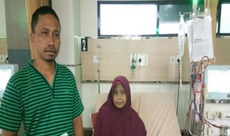 Mimin (37 tahun), seorang wanita sebagai ibu rumah tangga yang berasal dari daerah Garawangi Kecamatan Puspahiang Tasikmalaya, merasakan manfaat JKN KIS.