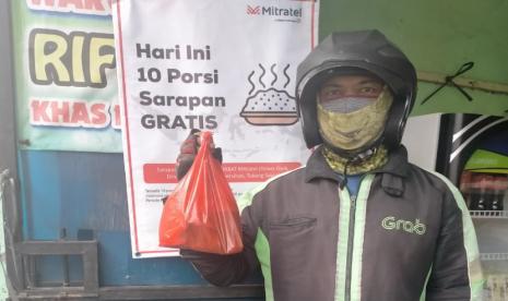 Program Sarapan Gratis untuk Sahabat Mitratel yang diluncurkan pada awal bulan April 2020 lalu menuai tanggapan positif dari berbagai pihak terutama dari para pekerja nonformal. 