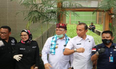 Direktur Jenderal (Dirjen) Pemasyarakatan, Kemenkumham RI, Komjen Pol Reynhard SP Silitonga (tengah).