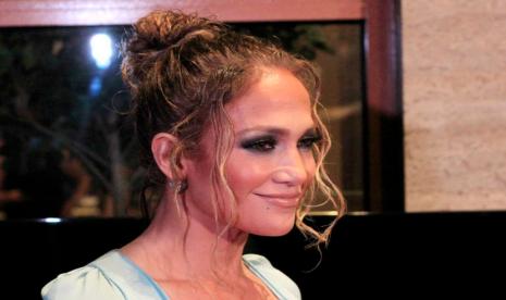 Penampilan Jennifer Lopez (JLo) di American Music Awards (AMA) 2020 menjadi sorotan (Foto: Jennifer Lopez)