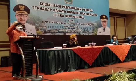 Wali Kota Malang Sutiaji menghadiri kegiatan Sosialisasi Penyadaran Pemuda terhadap Bahaya HIV AIDS dan Narkoba di Era New Normal di Kota Malang, Kamis (18/3).