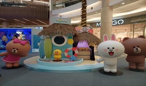 Spot foto Wonderful World of Indonesia di Grand Atrium Mal Kota Kasablanka, Jakarta, menghadirkan karakter Play LINE Friends dan BT21 mulai 9 Juni-11 Juli 2021.