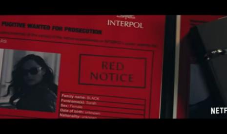 Foto Gal Gadot tampak dalam trailer film Netflix, Red Notice. Film termahal Netflix ini akan dibuat dua sekuelnya mulai 2023.