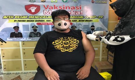 Kepolisian Resor Aceh Besar memfasilitasi kegiatan vaksinasi untuk kalangan santri dan guru Dayah Insan Qurani Aceh (IQ) Besar, beberapa waktu lalu.