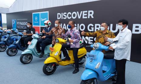 Seremonial tahap awal pengembangan proyek industri PT Piaggio Indonesia.