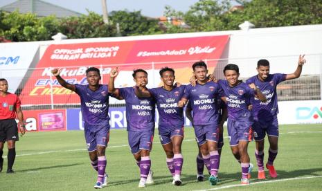 Pertandingan antara Persita Tangerang kontra Borneo FC berakhir imbanng 1-1 di Stadion Kompyang Sujana, Denpasar, Rabu (2/2/2022).