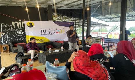 Gerakan BerkAH terus melakukan sosialisasi Airlangga Hartarto 