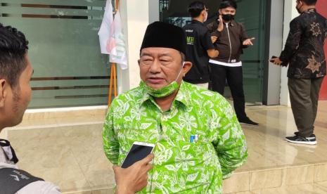 Direktur Pemberdayaan Zakat dan Wakaf Kementerian Agama, Tarmizi Tohor, mengimbau warga Muslim untuk menunaikan zakat lebih awal.