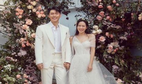 Hyun Bin dan Son Ye-jin resmi menjadi suami-istri. Bintang Korea Selatan ini menikah pada Kamis (31/3/2022).