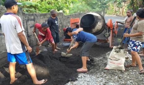 Webinar “Pemanfaatan FABA Untuk Infrastruktur dan Pemberdayaan Masyarakat” yang digelar Ruang Energi secara daring, Kamis (7/4/2022).