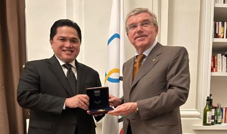 Menteri BUMN Erick Thohir, usai mengadakan pertemuan khusus dengan Presiden IOC, Thomas Bach di Jenewa, Swiss, Senin (3/10/2022).