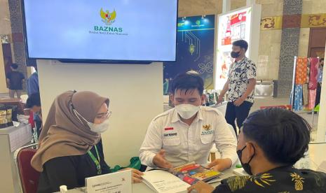 Badan Amil Zakat Nasional (BAZNAS) RI turut memeriahkan acara Indonesia Sharia Economic Festival (ISEF) 2022 yang berlangsung di Jakarta Convention Center (JCC), Jakarta.