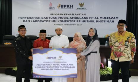 Badan Pengelola Keuangan Haji (BPKH) melalui mitra Kemaslahatan Badan Amil Zakat Nasional (Baznas) menyalurkan bantuan Program Kemaslahatan berupa penyediaan kendaraan ambulans bagi Pondok Pesantren Al Multazam dan dan penyediaan fasilitas laboratorium komputer  Pondok Pesantren Husnul Khotimah di Kabupaten Kuningan, Jawa Barat.