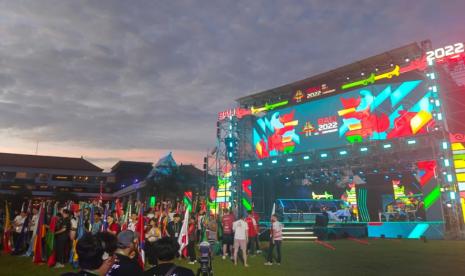 Kawasan the Nusa Dua, Bali, menjadi tuan rumah Indonesia Esports Summit dan IESF 14th World Esport Championship. Tim Nasional Tekken7 berhasil menang telak melawan Tim Nasional India dengan skor 3 – 0. Kemenangan tersebut tentunya membuka peluang besar Tim Nasional Tekken7 Indonesia di Lower Bracket.