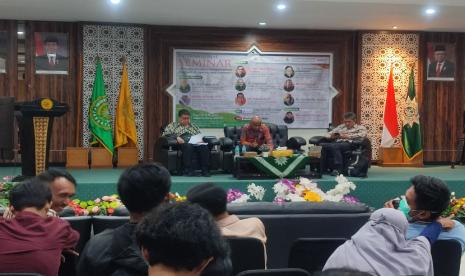 Seminar internasional 75 Years of India’s Independence: Progress of Jammu and Kashmir di Gedung Kasman Singodimedjo, Fakultas Ilmu Sosial dan Politik, Universitas Muhammadiyah Jakarta, Jumat (3/2/2023). 