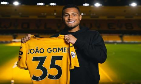 Pemain Wolverhampton Wanderers (Wolves) asal Flamengo Joao Gomes.