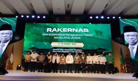 Ketua Umum Pengurus Besar Nahdlatul Ulama (PBNU) KH Yahya Cholil Staquf secara resmi membuka Rapat Kerja Nasional (Rakernas) Lembaga Pendidikan Tinggi Nahdlatul Ulama (LPTNU) dan Konferensi Pendidikan Tinggi Nahdlatul Ulama. 