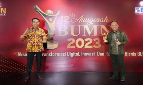 PT BRI Asuransi Indonesia atau BRI Insurance (BRINS) meraih dua penghargaan pada acara Anugerah Badan Usaha Milik Negara (BUMN) 2023