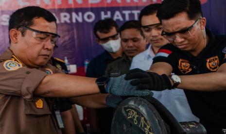 Bea Cukai Soekarno-Hatta gelar pemusnahan dan serah terima atas barang milik negara (BMN) senilai Rp 3 miliar yang berasal dari penindakan kepabeanan dan cukai.