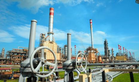 Pertamina melalui PT Kilang Pertamina Internasional (KPI) mendukung penuh upaya pemerintah untuk percepatan implementasi energi baru terbarukan (EBT) demi pencapaian target bauran energi EBT 23 persen di 2025 dan penurunan emisi gas rumah kaca (GRK). 