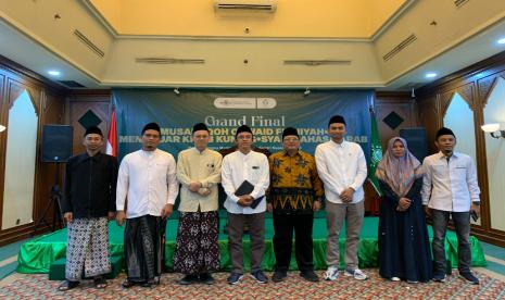 Rabithah Maahid Islamiyah Pengurus Besar Nahdlatul Ulama (RMI PBNU) menggelar grand final perlombaan qawaidul fiqhiyyah, syair nadham bahasa Arab, dan mengajar kitab kuning dalam rangka menyambut Hari