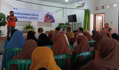 Rumah Zakat membuat program Ramah Lansia sebagai wadah lansia untuk mendapatkan lingkungan sosial dan fisik yang mendukung kebutuhannya agar tetap sehat, aktif dan produktif. 