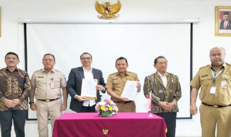 Universitas Siber Indonesia atau Cyber University melakukan pembaharuan kerja samanya dengan Pusat Pengembangan Produktivitas Daerah (P3D), Disnakertransgi, Provinsi DKI Jakarta dengan meneken nota kerja sama untuk berkolaborasi mendorong tingkat produktivitas Indonesia.