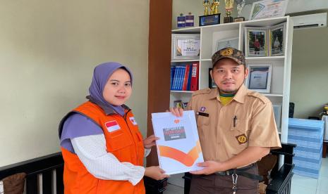 Rumah Zakat mulai mengirimkan laporan donasi infak kemanusiaan Palestina kepada para donatur serta mitra yang menitipkan amanah bantuan untuk warga Gaza. 